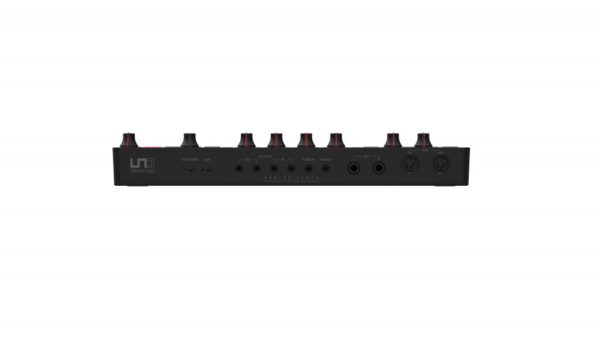 IK Multimedia UNO Synth Pro