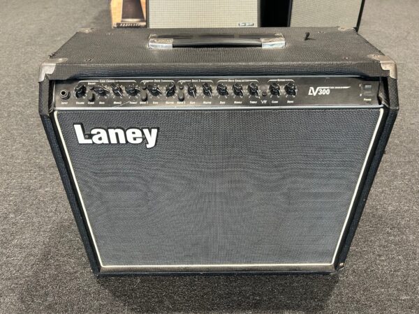 Laney L300 120W Electric Guitar Amplifier